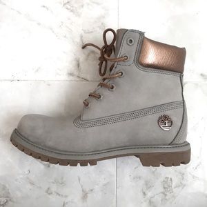 TIMBERLAND Premium 6” Waterproof Boots LIKE-NEW